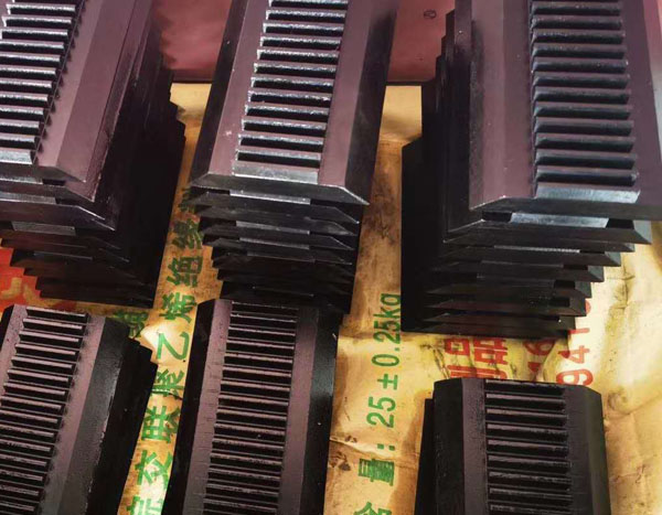 工業(yè)傳動(dòng)齒輪齒條.jpg 工業(yè)傳動(dòng)齒輪齒條.jpg